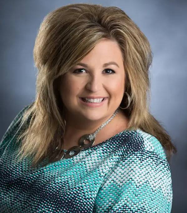 Tonya Labenz